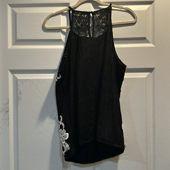NWT! INC Black and White Floral Lace Halter Tank Top L - Picture 8 of 8